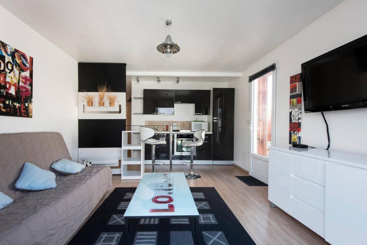 Maison *** Avec Cour 3Km Plage Et La Rochelle Saint-Vivien  Exteriér fotografie